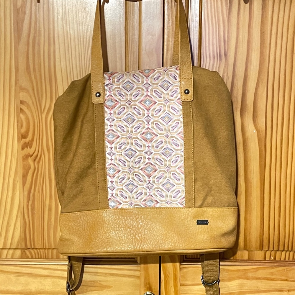 Roxy purse backpack convertible